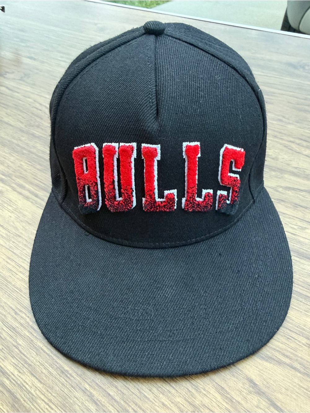 Chicago Bulls Snapback Hat Ultra Game Black Flat Brim One Size Fits Most